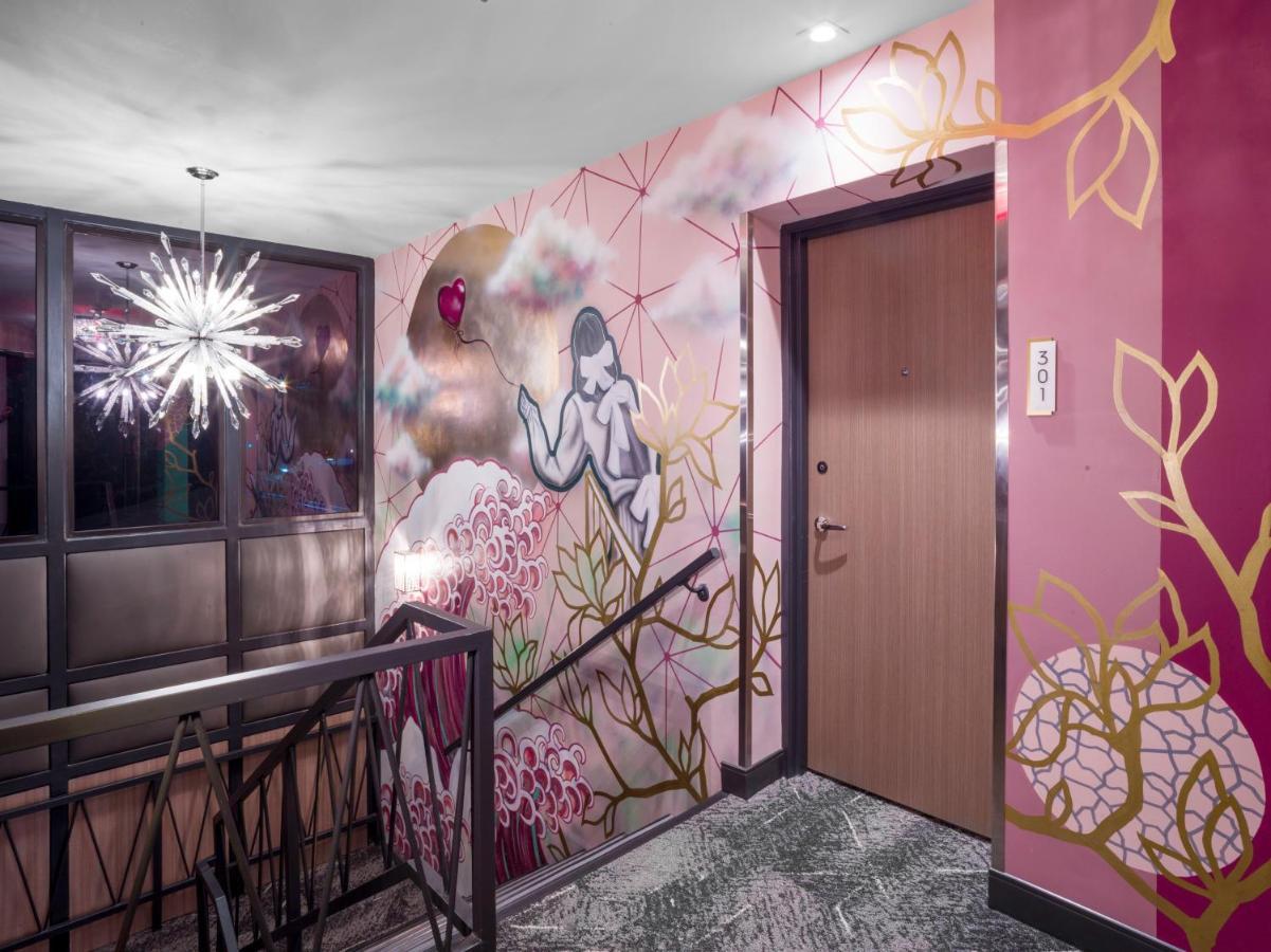 Voco Niagara Falls - The Cadence By Ihg 外观 照片 The interior of the hotel